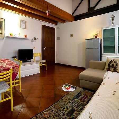 Holiday Treviso Suite Lombardi Exteriér fotografie